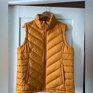 The North Face Women's 550 Puffer Vest